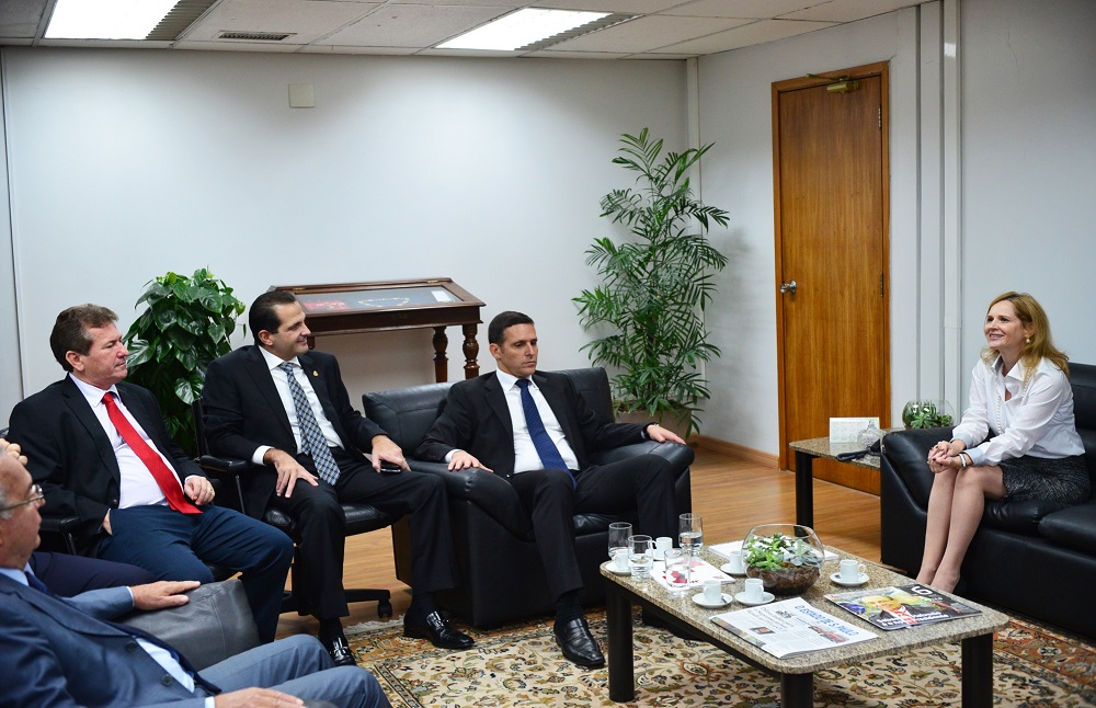 Mesa Diretora visita presidentes dos tribunais de Contas do Estado e do Regional do Trabalho